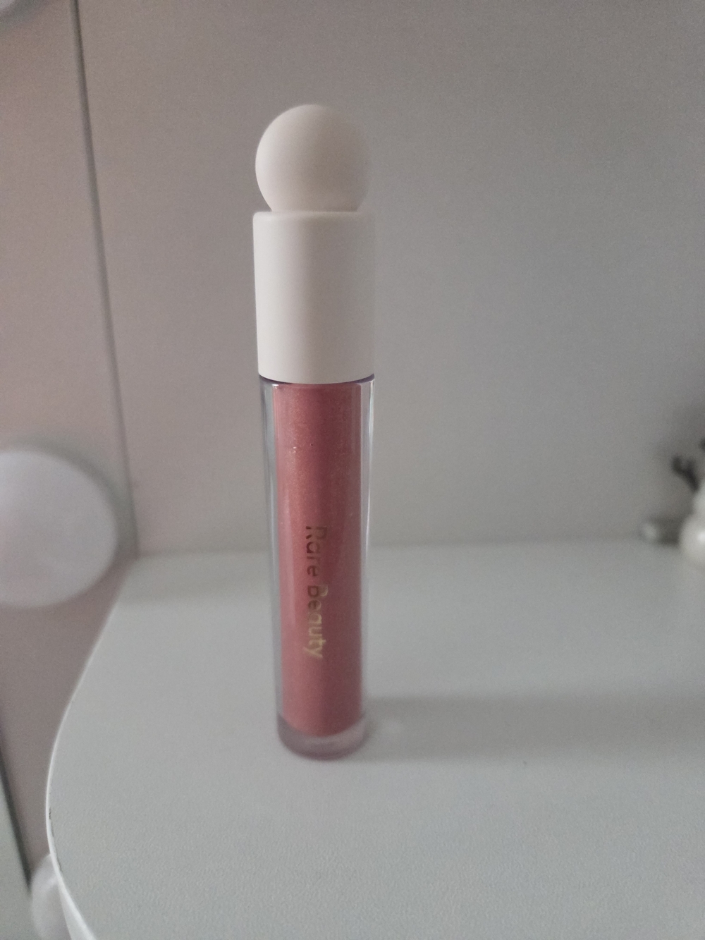Rare Beauty Shimmery Lip Gloss (Glimmer)